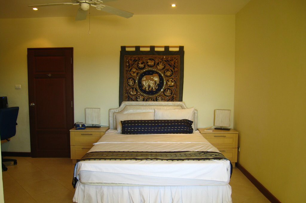 3 Bed 3 Bath Baan Puri (24)