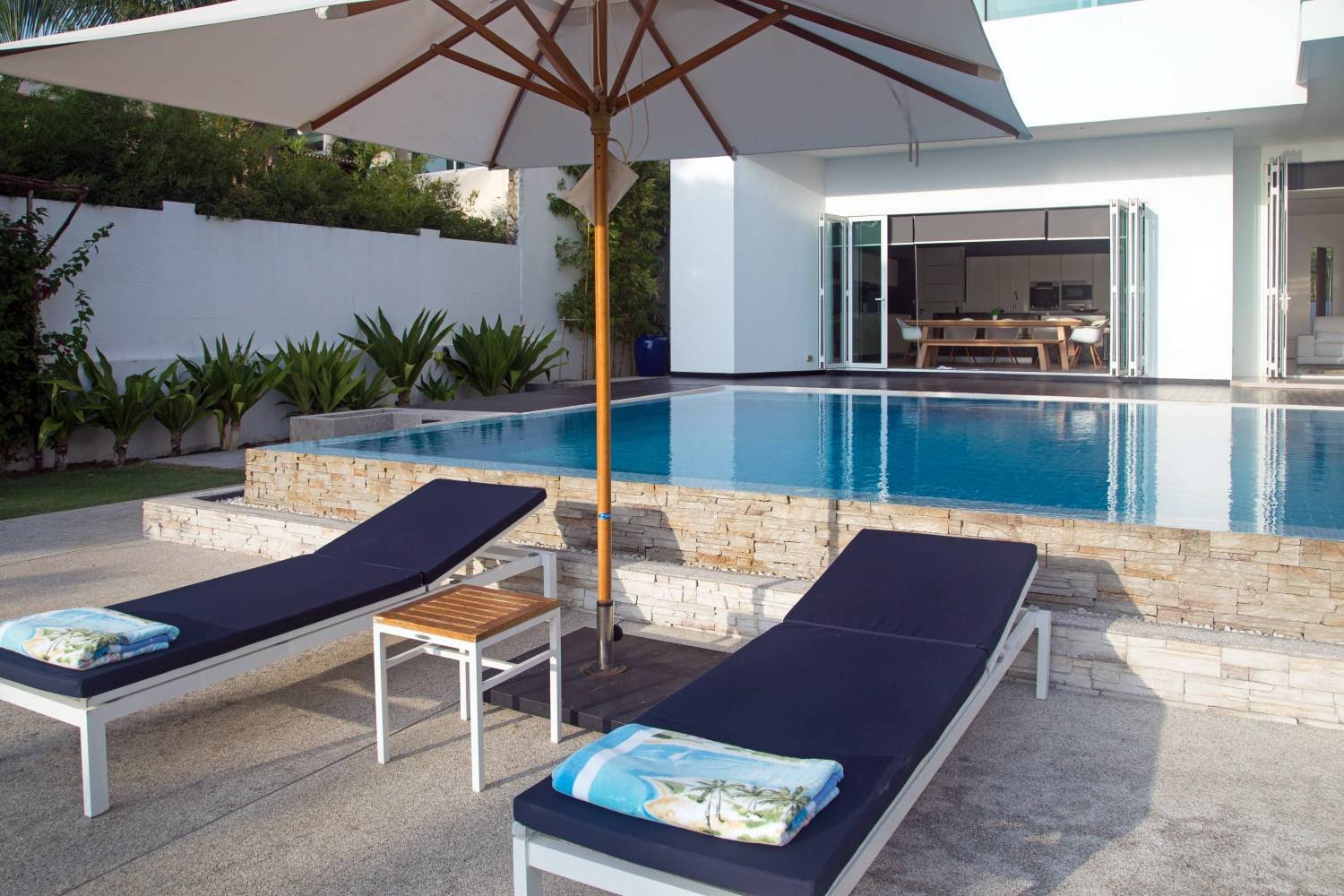 Natai Beach - 4 Br Luxury Pool Villa Beach front (1)