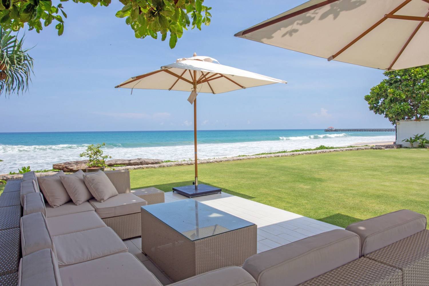 Natai Beach - 4 Br Luxury Pool Villa Beach front (25)