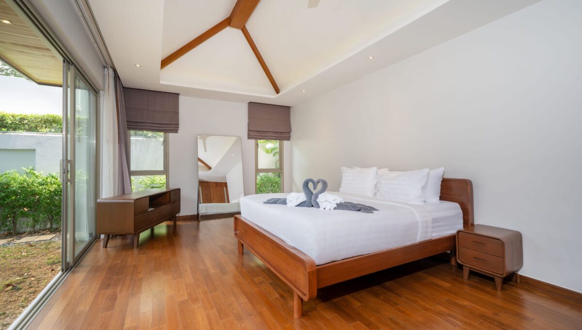 3 Bedroom Botanica Layan (26)