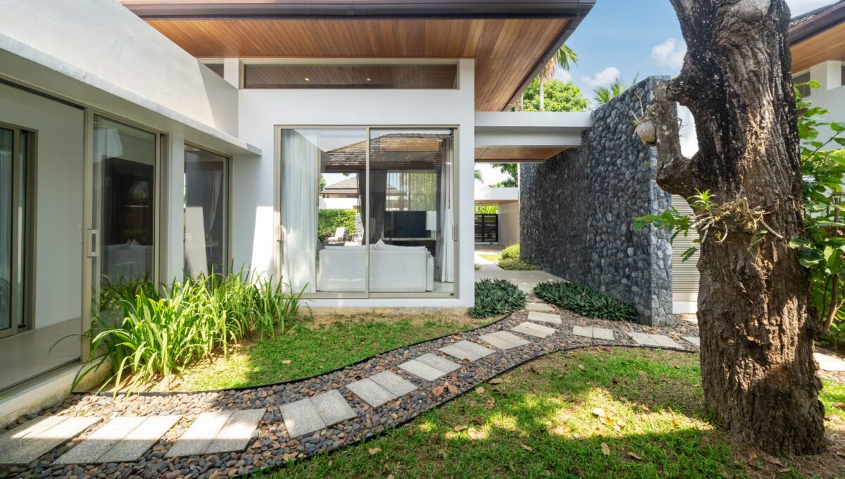 3 Bedroom Botanica Layan (40)