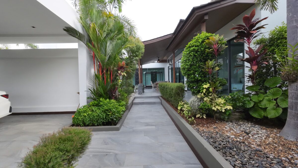 4 bedroom Lakehouse (27) - Copy