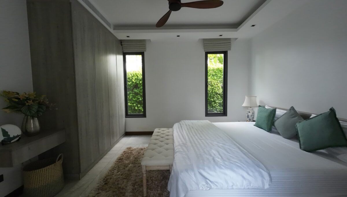 4 bedroom Lakehouse (37) - Copy